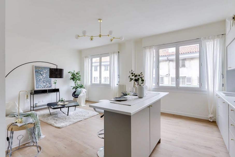 Vente appartement 4 pièces 83.9 m² à Marseille 7ème (13007), 419 000 €