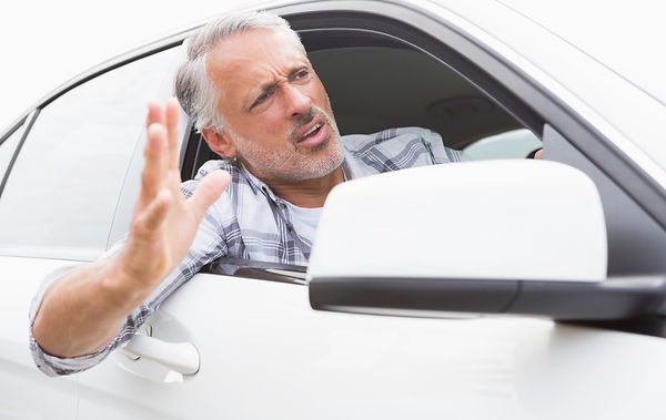 Causes of Road Rage, how to handle road rage, what is road rage, factors affecting road rage, how to avoid road rage 