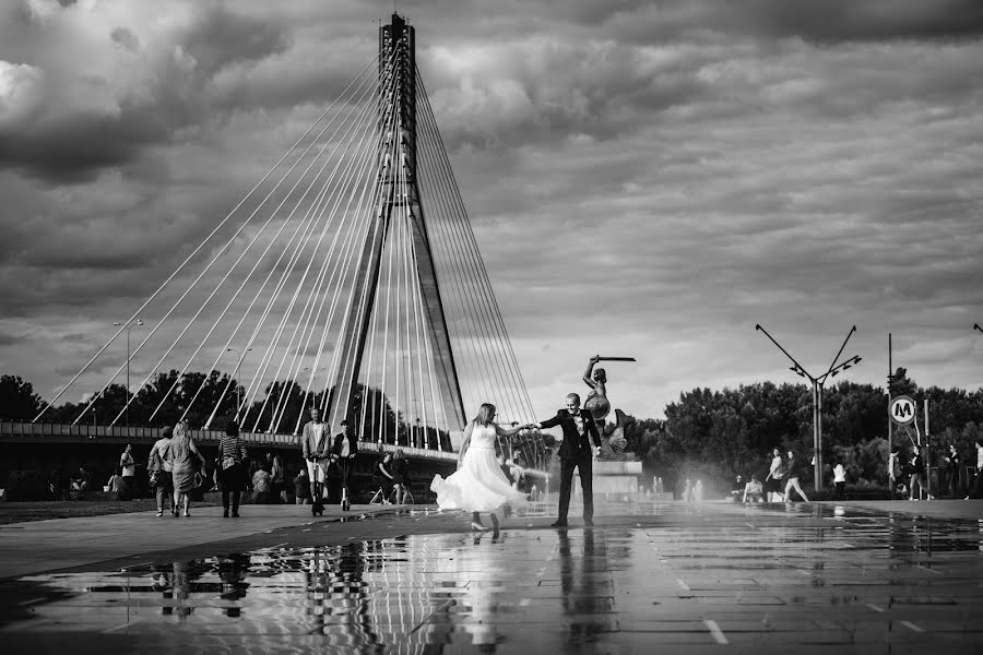 Wedding photographer Kamil Czernecki (czernecki). Photo of 30 July 2019