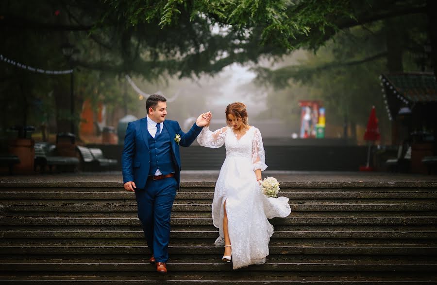 Fotógrafo de casamento Tornike Saakadze (tsaaka). Foto de 18 de outubro 2022