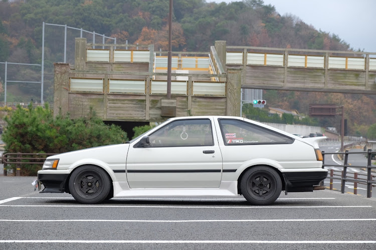 カローラレビン AE86の走り納め,正月仕様,来年もよろしくお願いします,今年もお世話になりましたに関するカスタム＆メンテナンスの投稿画像｜車