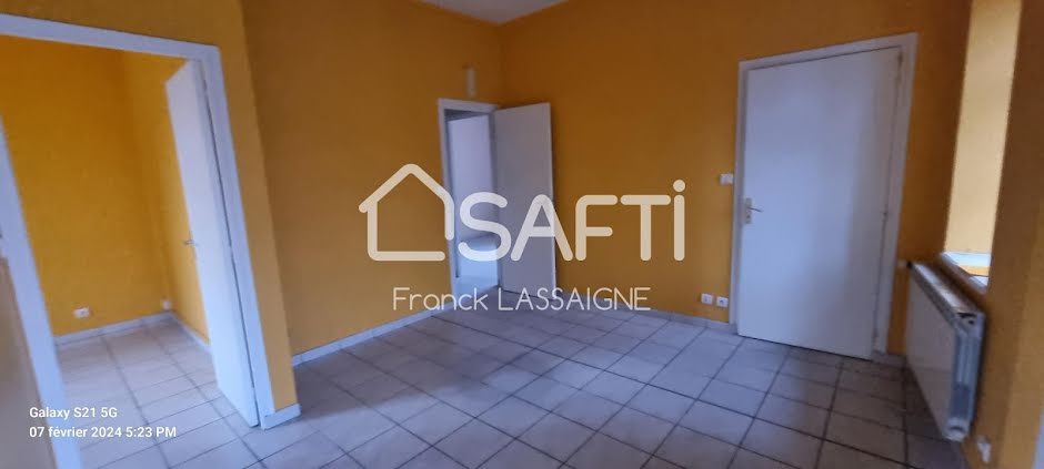 Vente appartement 5 pièces 56 m² à Ambert (63600), 107 000 €