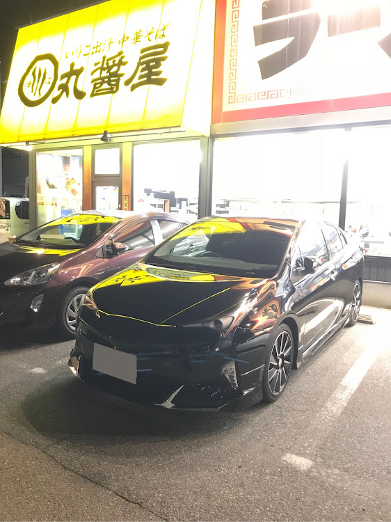 プリウスのLED取付・室内灯・ルームランプ・ラーメン食いに来たに関するカスタム事例の投稿画像1枚目