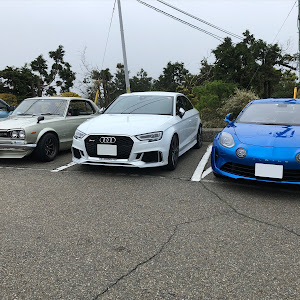 RS3 セダン