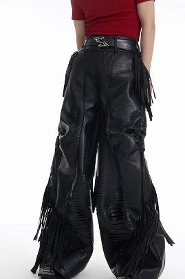 Niche Original Design Tassel PU leren broek, perfect voor een trendy look. Comfortabel en veelzijdig, ideaal voor verschillende outfits en gelegenheden.