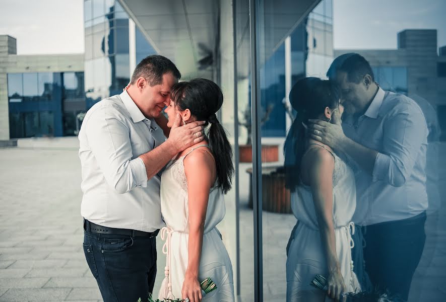 Fotógrafo de bodas Yanina Sirenko (janinsirenko). Foto del 4 de noviembre 2019