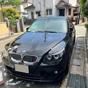 5シリーズ セダン 525i