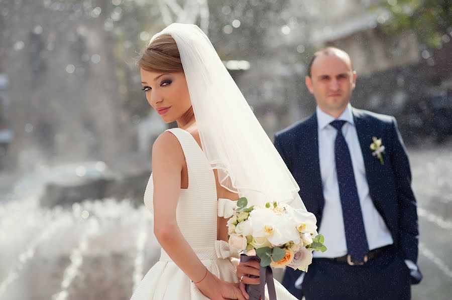 Fotografo di matrimoni Ivelina Cholakova (damayanti). Foto del 31 dicembre 2014