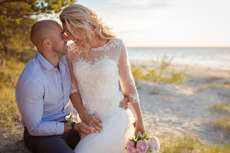 Fotografo di matrimoni Vladislav Gornik (room76). Foto del 8 aprile 2019