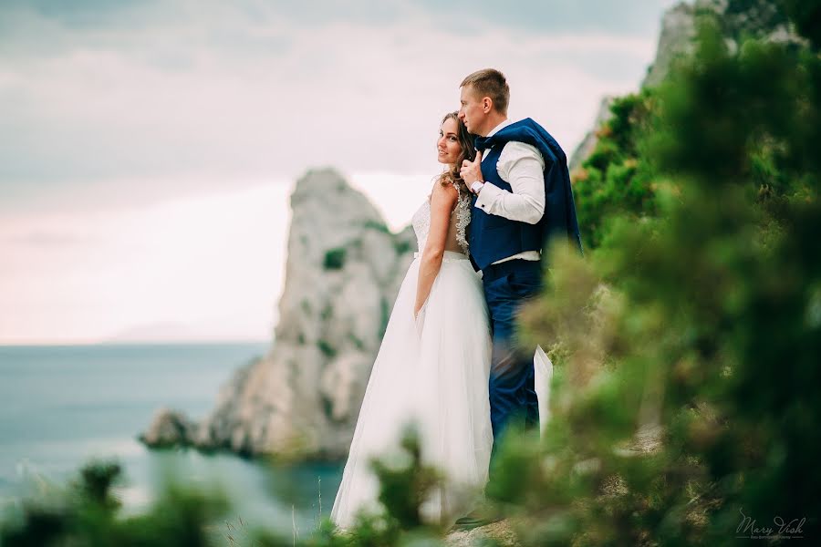 Fotografo di matrimoni Mariya Vishnevskaya (maryvish7711). Foto del 25 gennaio 2018