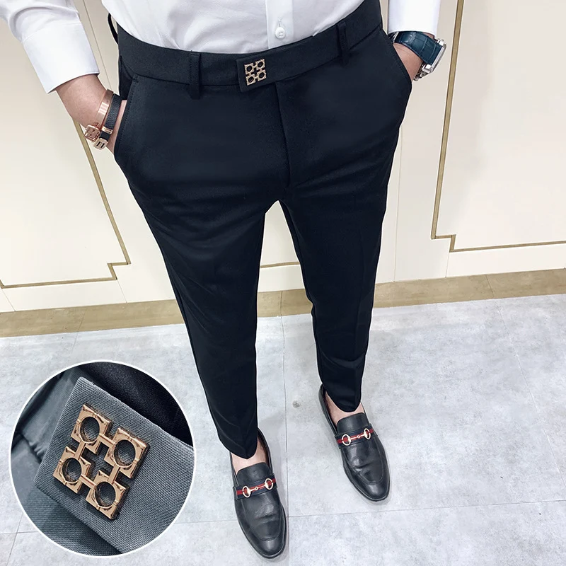 Heren elastische vrijetijdsbroek slim fit, comfortabel en stijlvol. Perfect voor een relaxte look en dagelijks gebruik, combineer ze eenvoudig.
