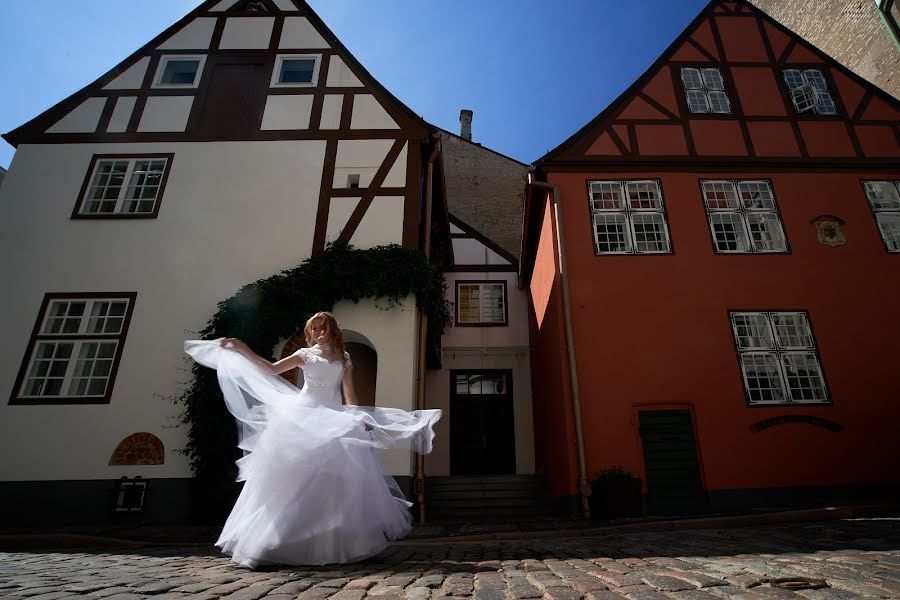 Fotógrafo de casamento Anton Khramov (khramovanton). Foto de 17 de julho 2019