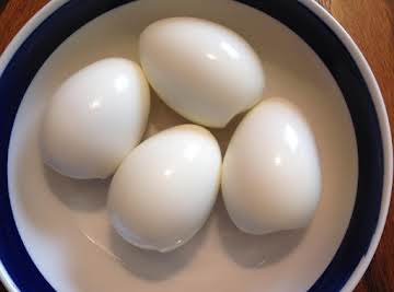 Perfect Hard Boiled Eggs (Easy Peeling)