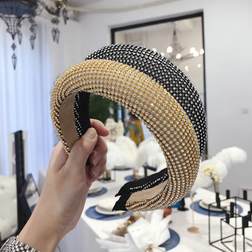 Title 2, Alloy diamond-studded headband with super flash...
