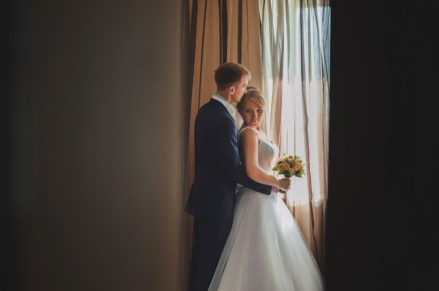 Wedding photographer Aleksey Vasilev (airyphoto). Photo of 25 December 2014