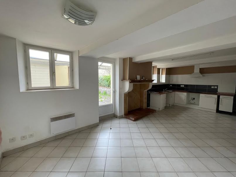 Vente maison 5 pièces 125 m² à Saint-Sever (40500), 165 000 €