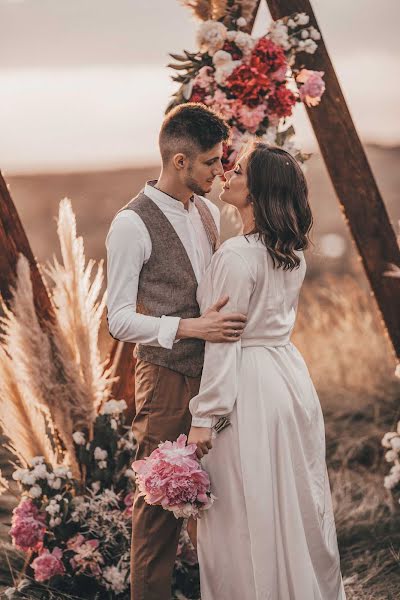 Fotógrafo de casamento Ozan Ulucan (ozanulucan). Foto de 4 de abril 2022