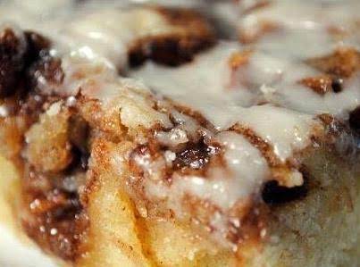 Oooey Gooey Cinnamon Swirl Cake