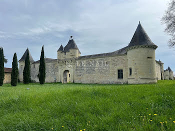 château à Loudun (86)