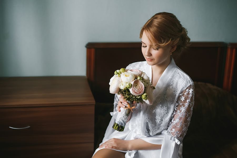 Wedding photographer Alena Shpinatova (lenchik242). Photo of 29 April 2015