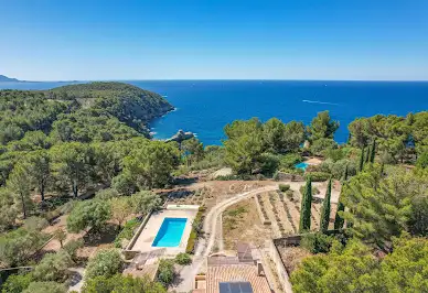 Maison avec piscine et terrasse 18