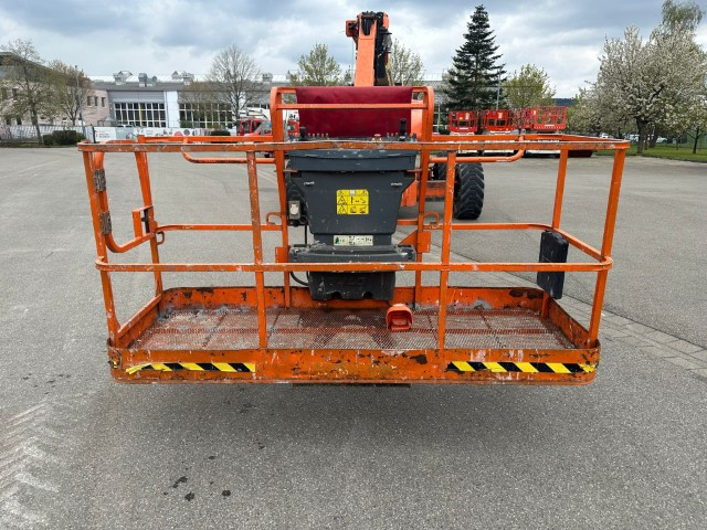 Picture of a JLG 1250AJP