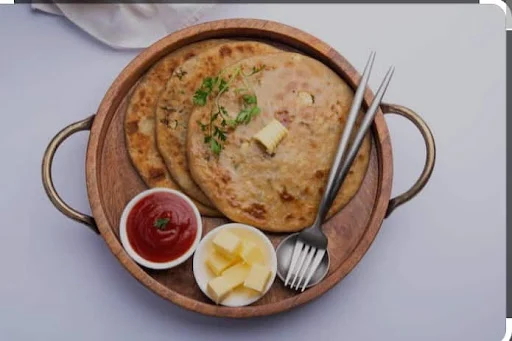 Tawa Aloo Pyaaz Paratha