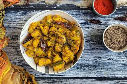 Aloo Bhurji With Tawa Roti