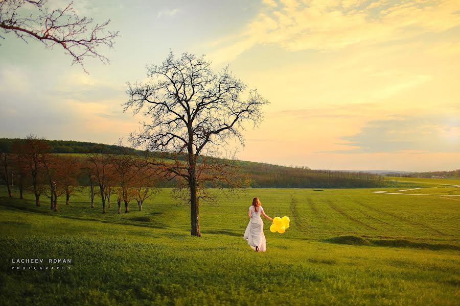 Fotografo di matrimoni Roman Lakeev (lacheev). Foto del 6 maggio 2015