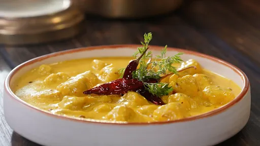 Kadhi Pakoda