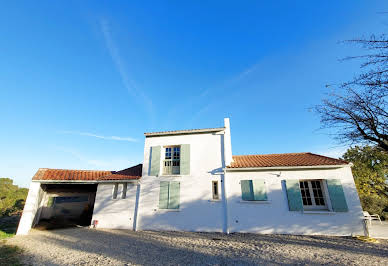 Villa with pool and terrace 3