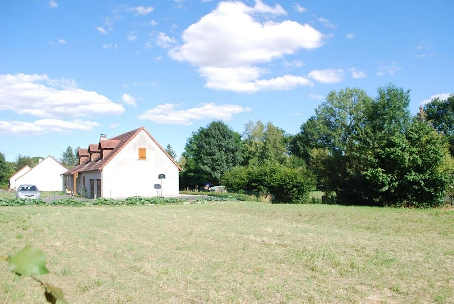 Vente terrain  800 m² à Saint-pere (58200), 15 000 €