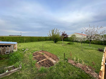 terrain à Saint-Jean-de-Beugné (85)