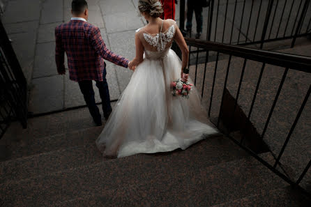 Fotografo di matrimoni Kseniya Petrova (presnikova). Foto del 16 ottobre 2019