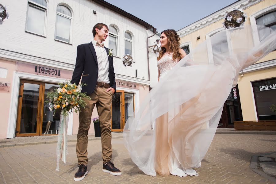 Wedding photographer Anna Kriger (annakriger). Photo of 1 December 2017