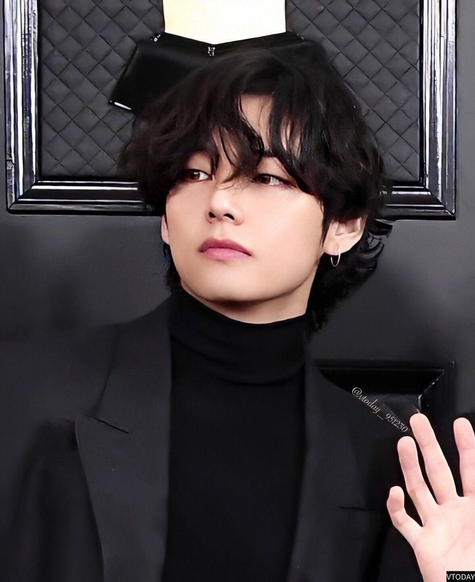 Here S What Bts S V Would Look Like In 3 Different Eras Kissasian