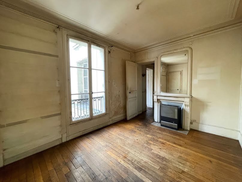 Vente appartement 2 pièces 43.92 m² à Paris 18ème (75018), 318 000 €