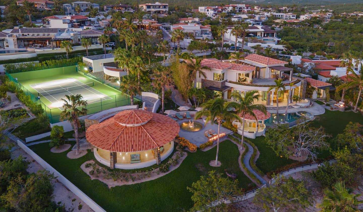 House with pool and garden San José del Cabo