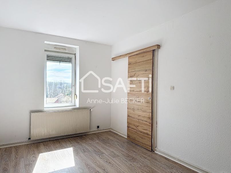 Location  appartement 5 pièces 120 m² à Sarreguemines (57200), 860 €