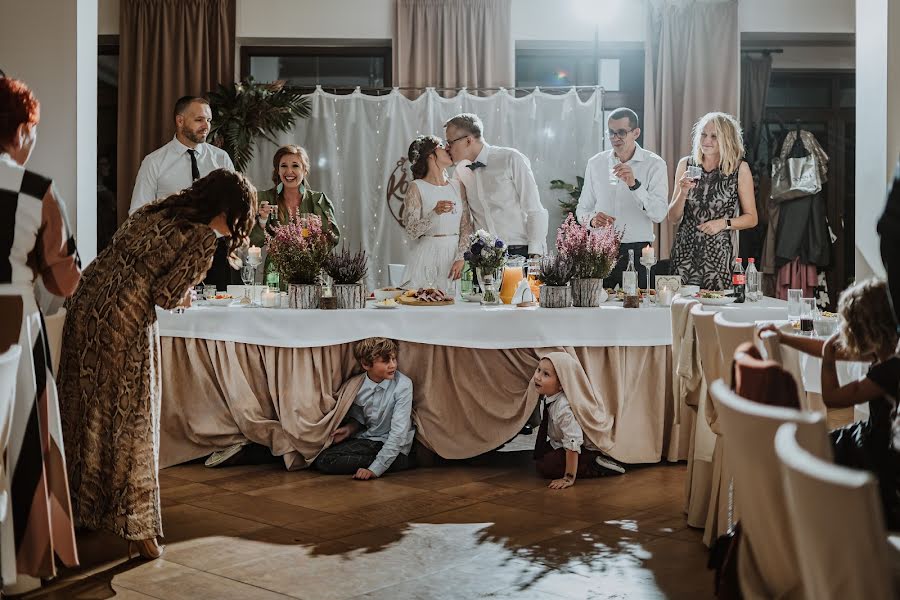 Fotógrafo de casamento Rafał Makieła (makielarafal). Foto de 25 de fevereiro 2021