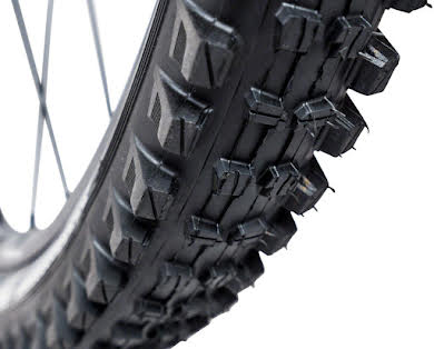 E*Thirteen TRS Plus Tire, 27.5 x 2.35, Apex Reinforced Casing, Tubeless Compatible alternate image 2