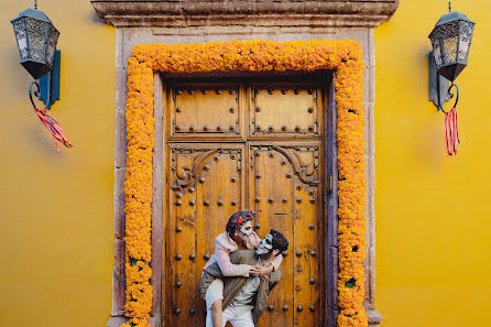 Fotógrafo de casamento Fer De Jesús (ferdejesusphoto). Foto de 16 de fevereiro 2023