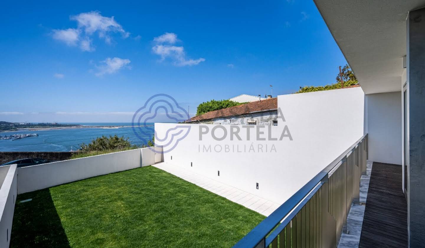 Apartment with terrace Porto