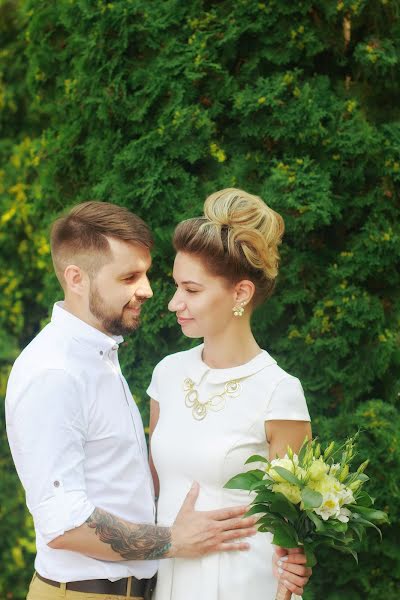 Wedding photographer Natalya Ostachenova (tashao). Photo of 6 October 2017