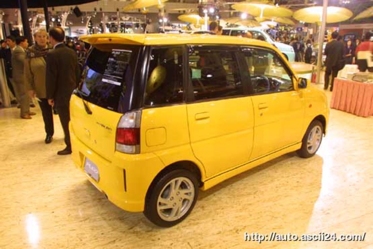 軽自動車好きさんが投稿した1999東京モーターショー・2001東京モーターショー・スバルプレオに関するカスタム事例の投稿画像11枚目