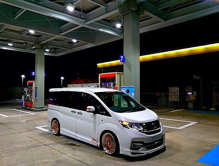 ステップワゴンスパーダのRPSTYLE・残暑お見舞い申し上げます・ピックアッ...🤭🤫🤫🤫・アーッスすんごいこれ🤣・ドライブに関するカスタム事例の投稿画像1枚目