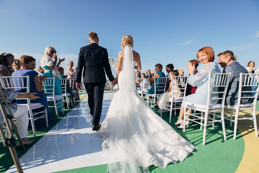 Wedding photographer Maksim Ovsyannikov (dreamday). Photo of 18 October 2018