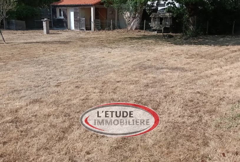  Vente Terrain à bâtir - 563m² à Sainte-Pazanne (44680) 