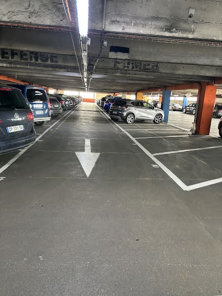 Vente parking  55 m² à Paris 17ème (75017), 170 000 €