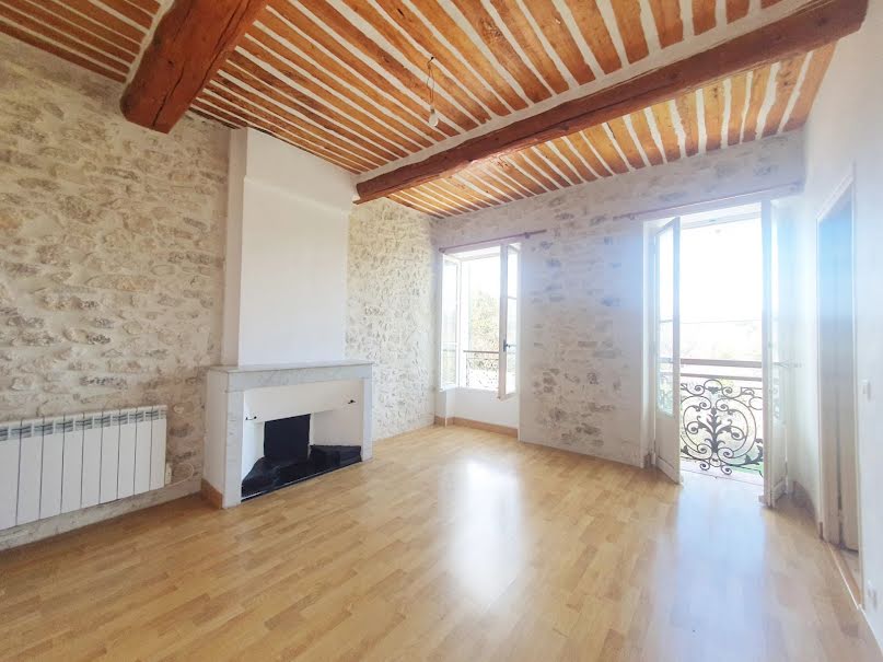 Location  appartement 3 pièces 63 m² à Céreste (04280), 700 €
